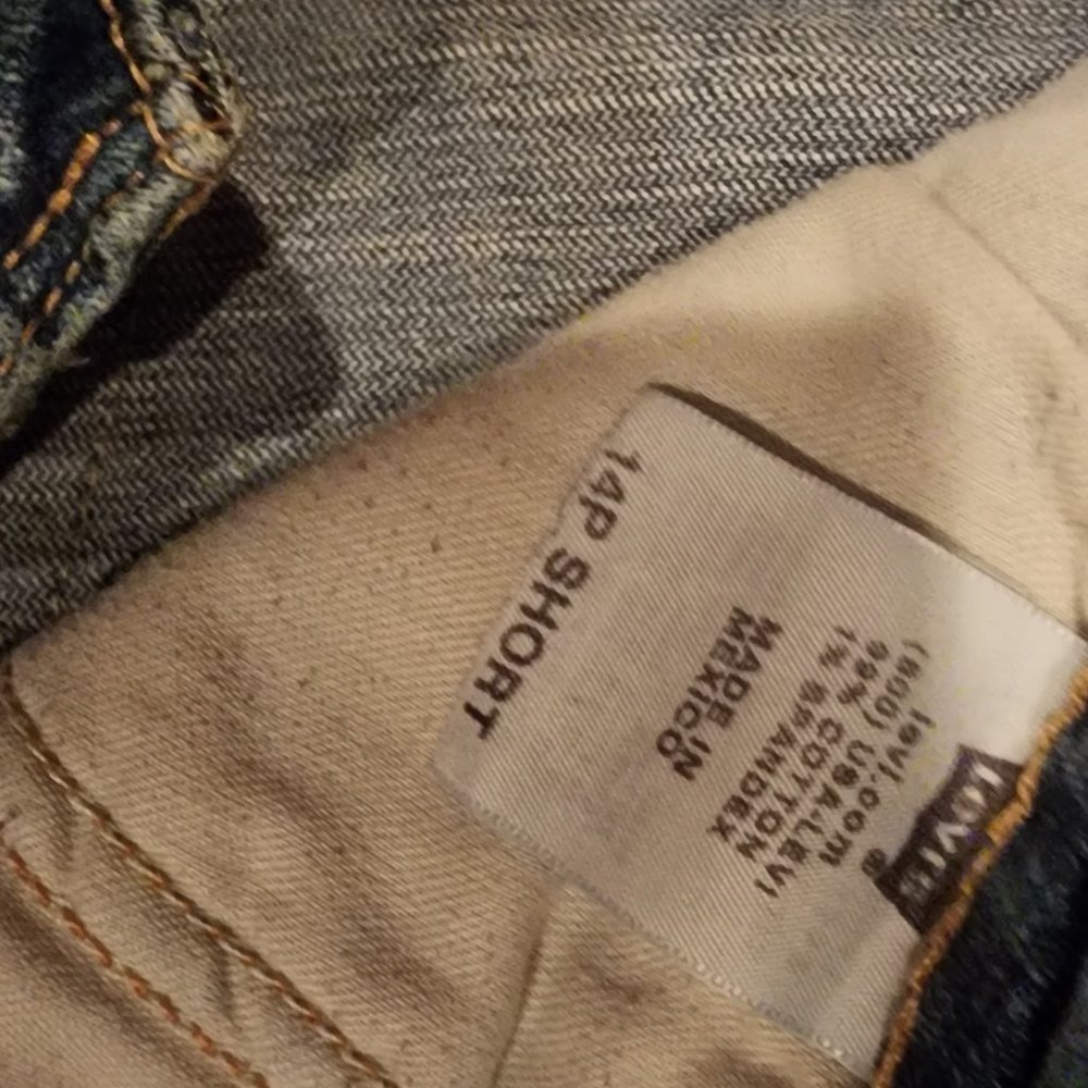 Jeans - Picture 2 of 5